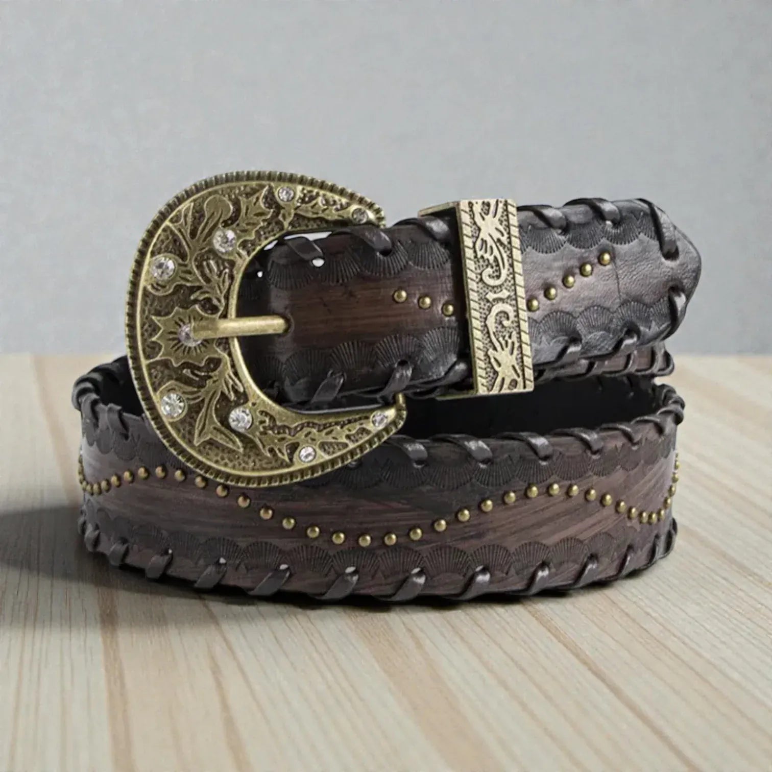 Maison de la Ceinture Café / 100cm Ceinture cloutée femme – Vespera