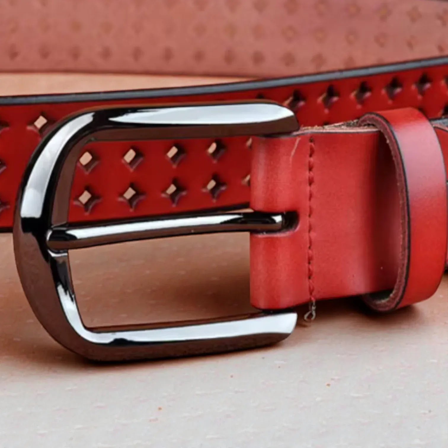 Maison de la Ceinture Ceinture cuir ajourée femme – Anaria